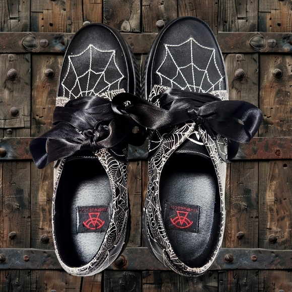 Krypt Creepers By Strange Cvlt - Picture 1 of 7